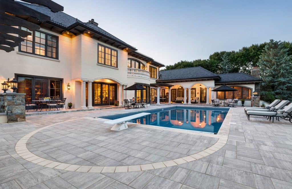 Hunter Drive Residence